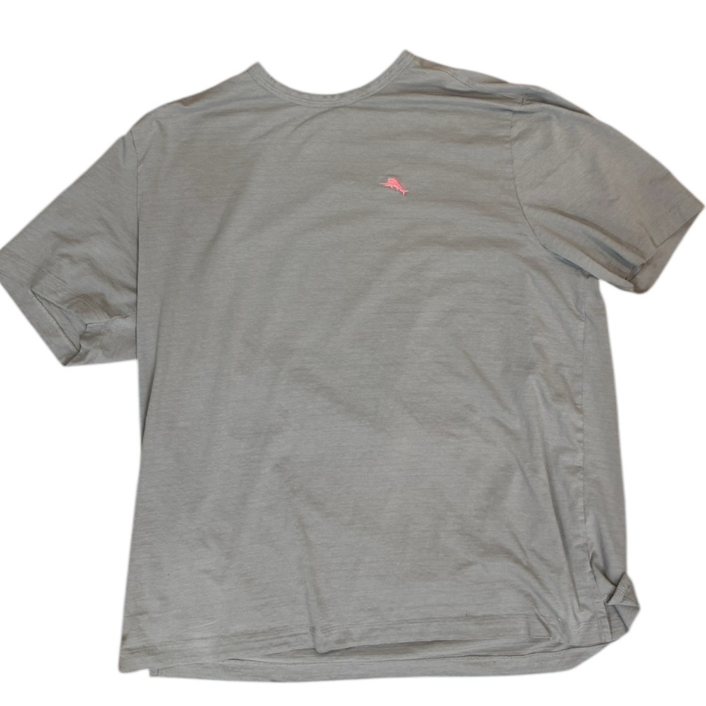 Tommy Bahama Grey T-Shirt
Size- Men’s XL
Condition pre owned​